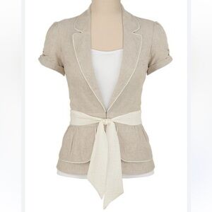 Maurice’s size M short sleeve blazer